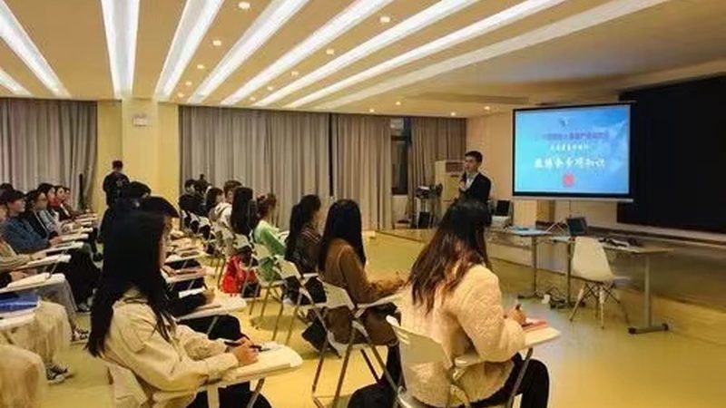 会计培训教材如何自学？四大选择标准解析