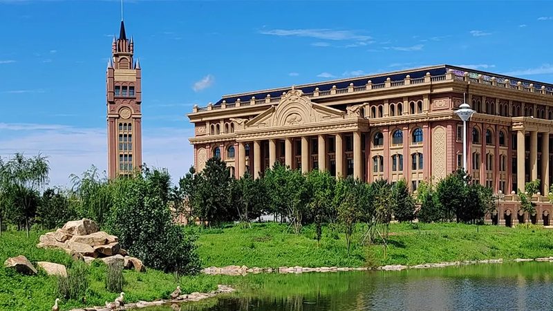水电工与电工：职业前景比较与选择指南