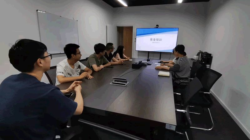 技能培训代理如何精准拓客：策略与技巧解析